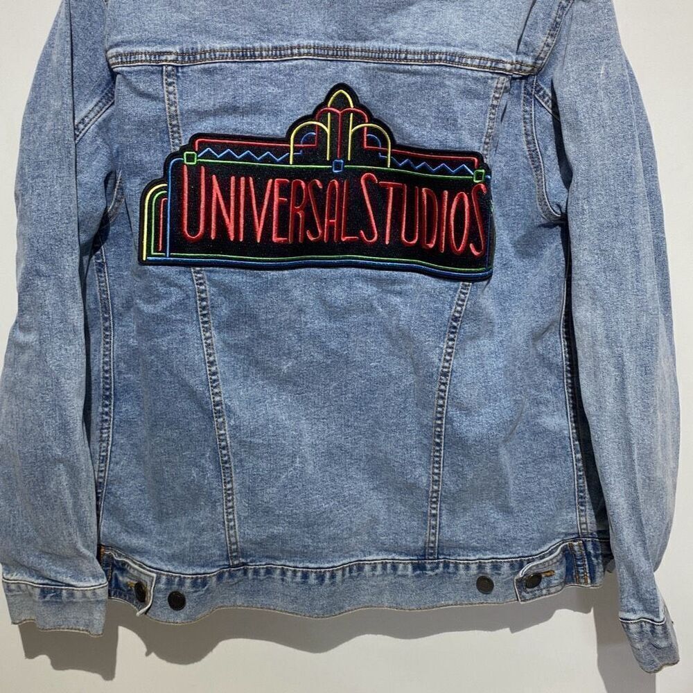Universal Studios Women's Blue Collared Embroider… - image 7
